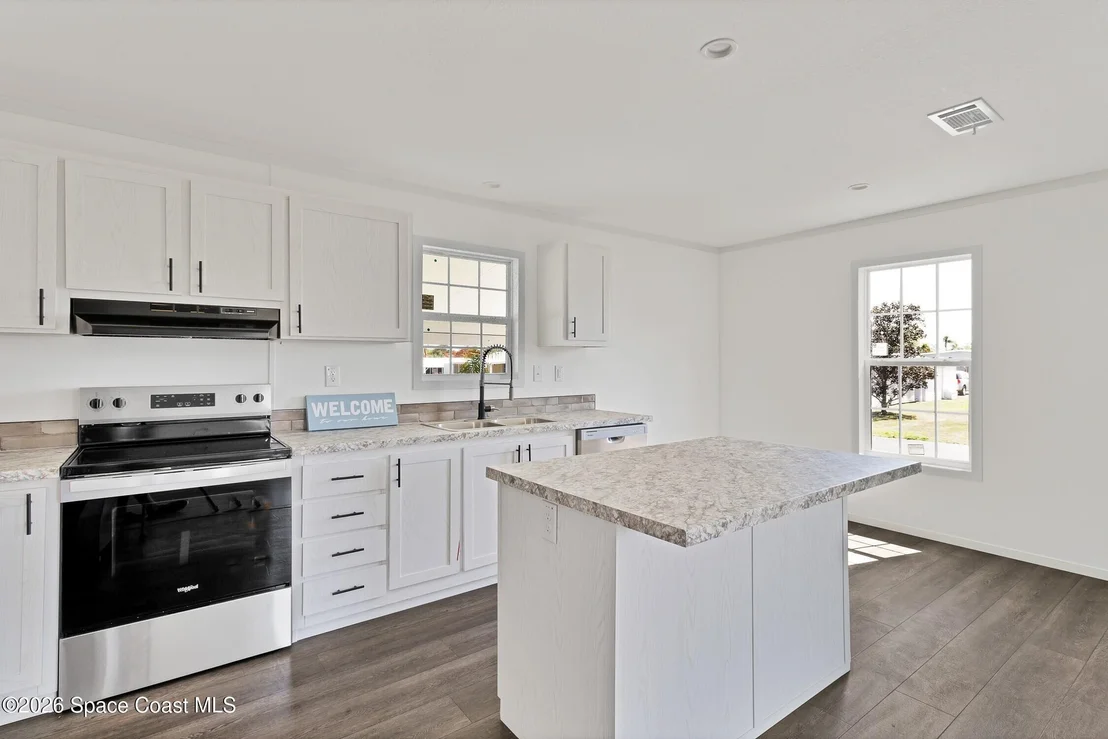 Photo of 6180 98th Lane
