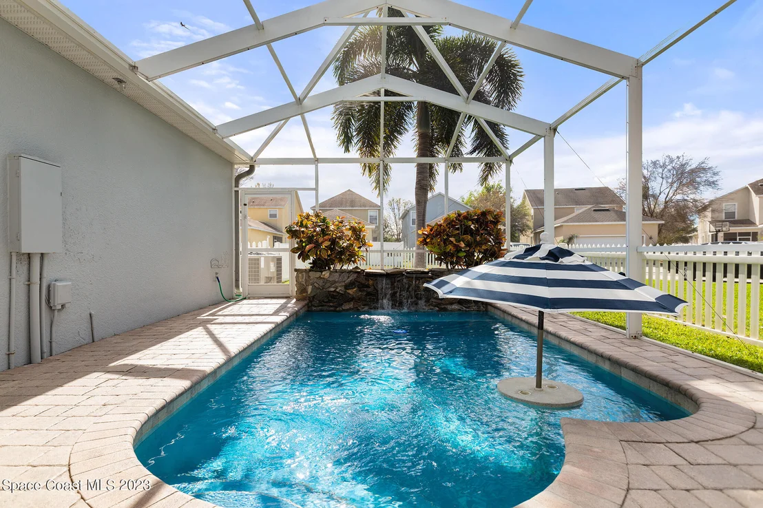 Photo of 6914 Beargrass Road