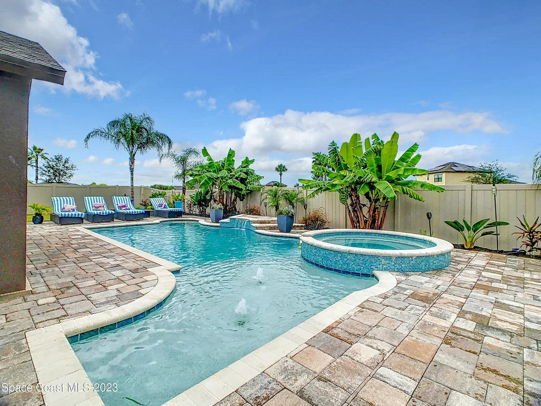 Photo of 690 Fiddleleaf Circle