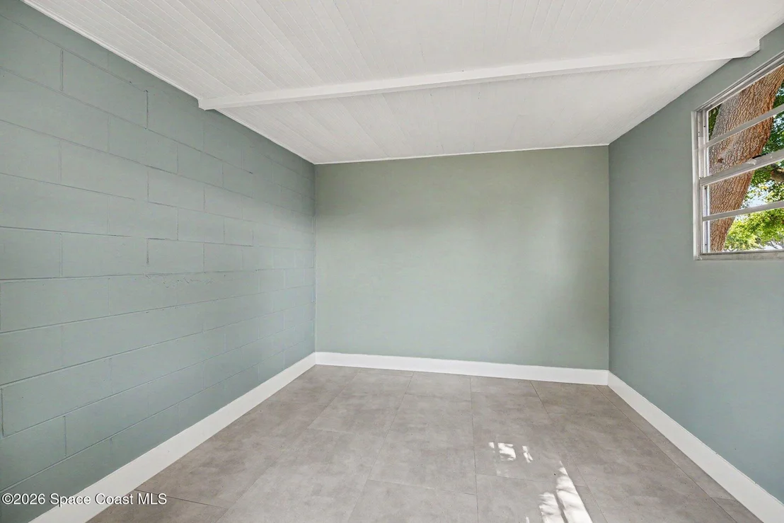 Photo of 2536 Post Road