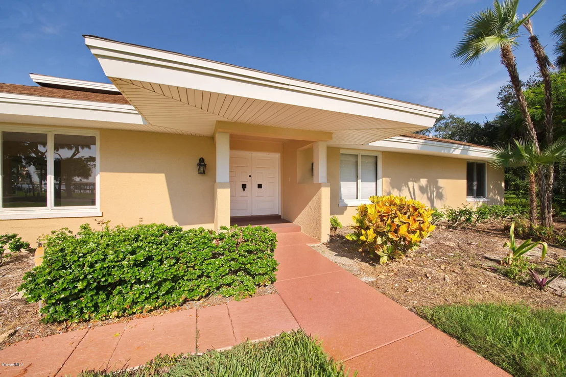 Photo of 2205 ROCKLEDGE Drive