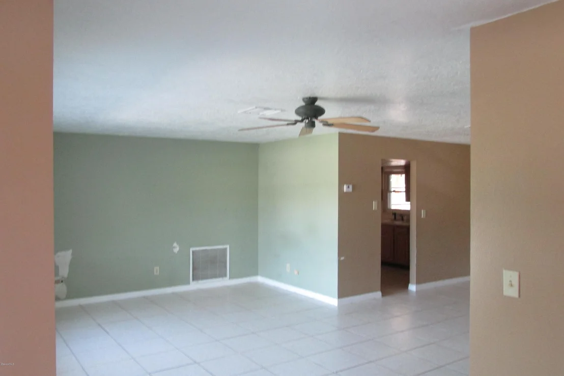 Photo of 308 SOUTHGATE Boulevard