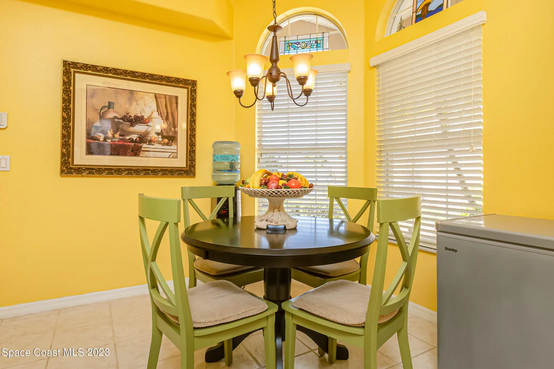 Photo of 4481 Portage Trail