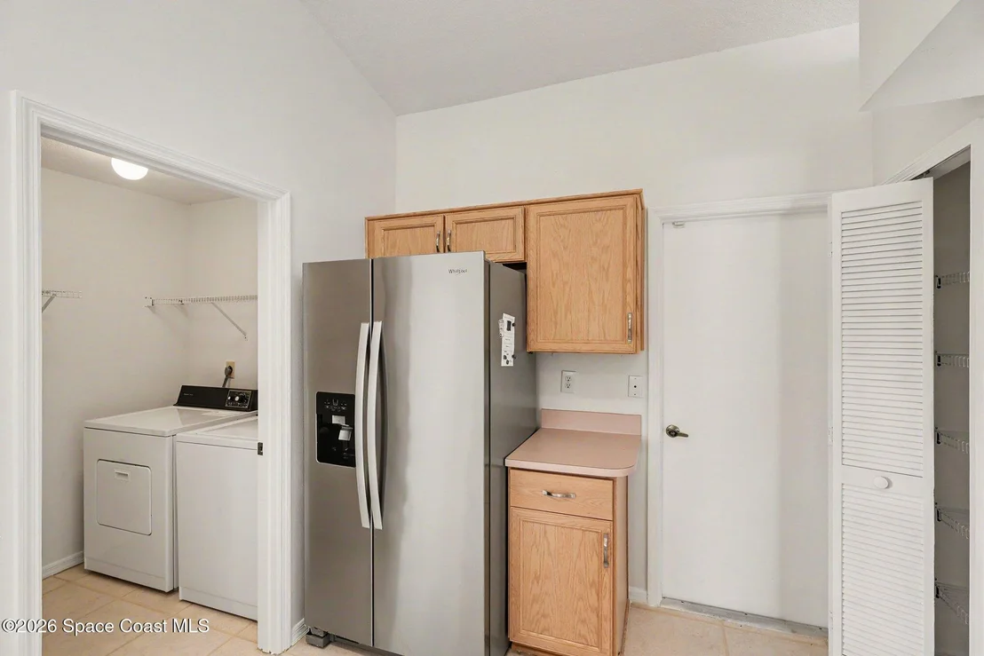 Photo of 1230 Meadowbrook Road NE