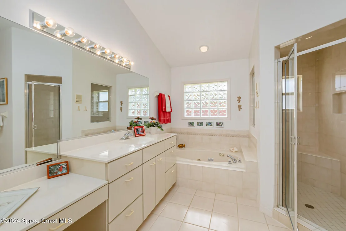Photo of 410 Oriole Lane