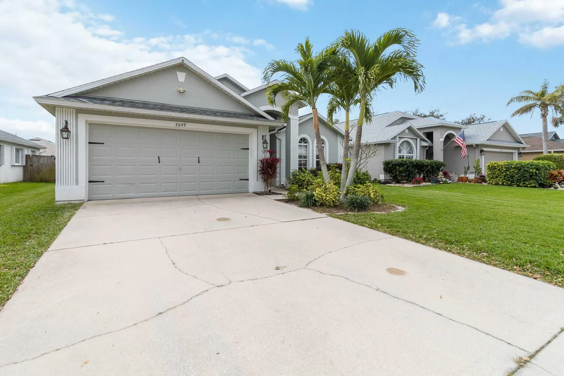 Photo of 2649 Bradfordt Drive