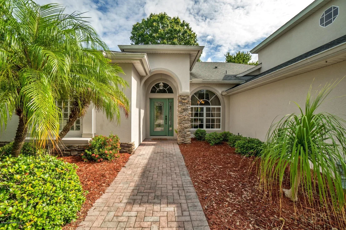 Photo of 2183 Woodfield Circle