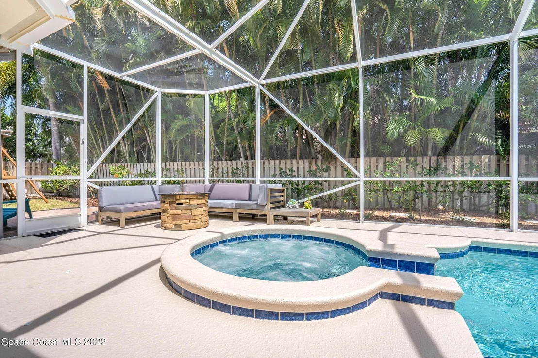 Photo of 356 Southampton Drive