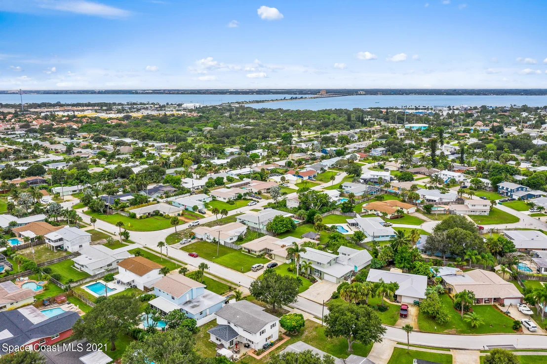 Photo of 1255 Seminole Drive