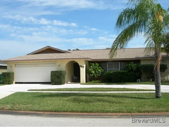Photo of 360 Grant Avenue