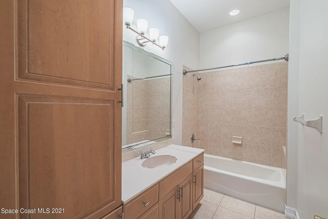 Photo of 8181 Compton Way