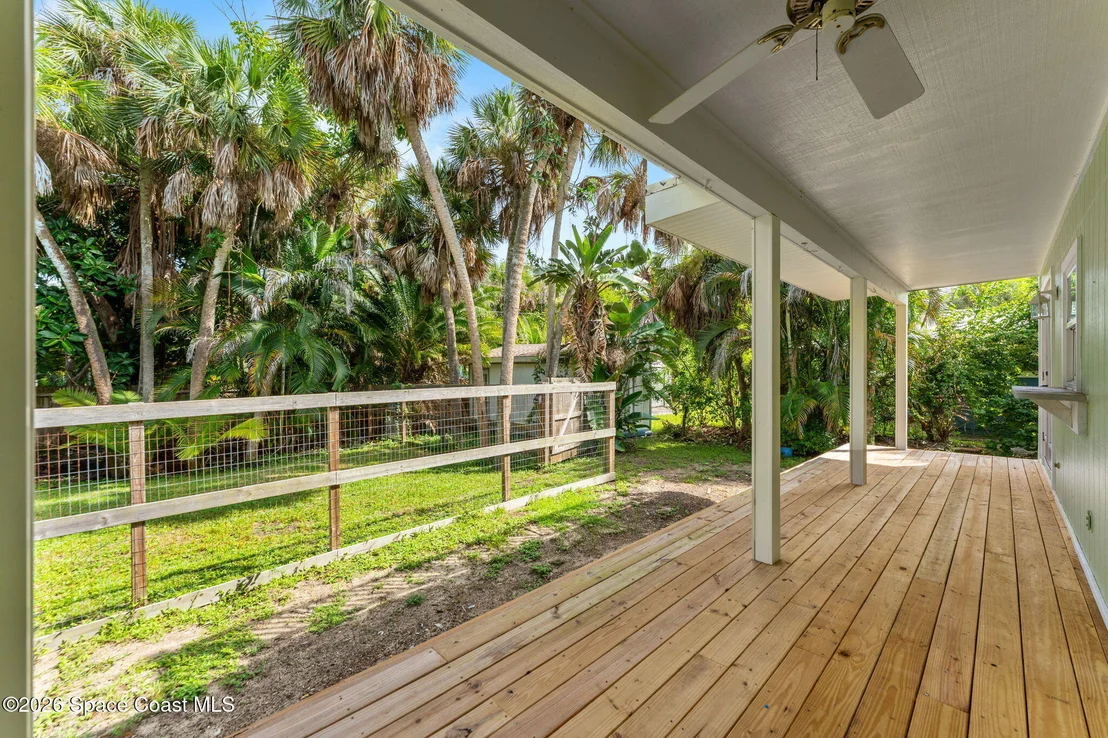 Photo of 220 Cardinal Drive