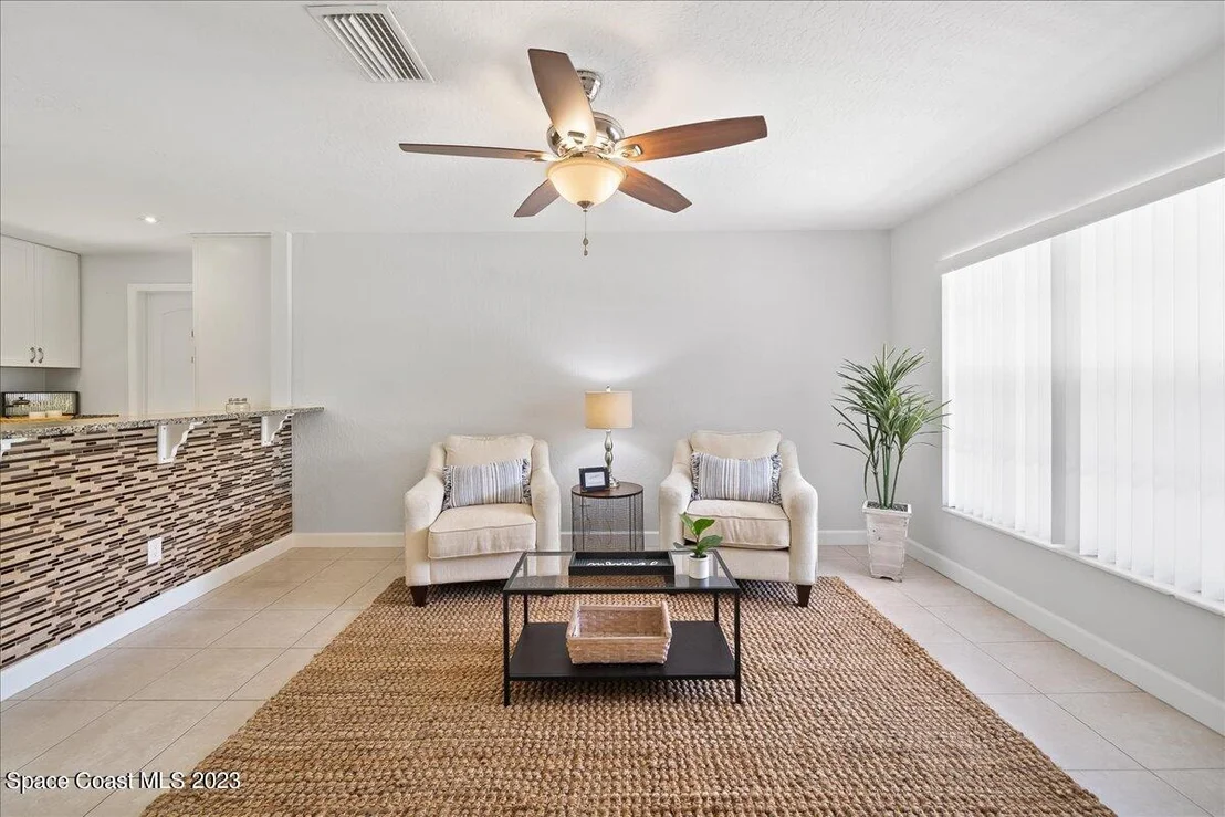 Photo of 1040 Bernice Road
