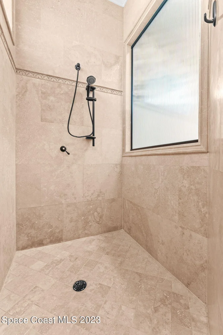 Photo of 891 Peregrine Drive