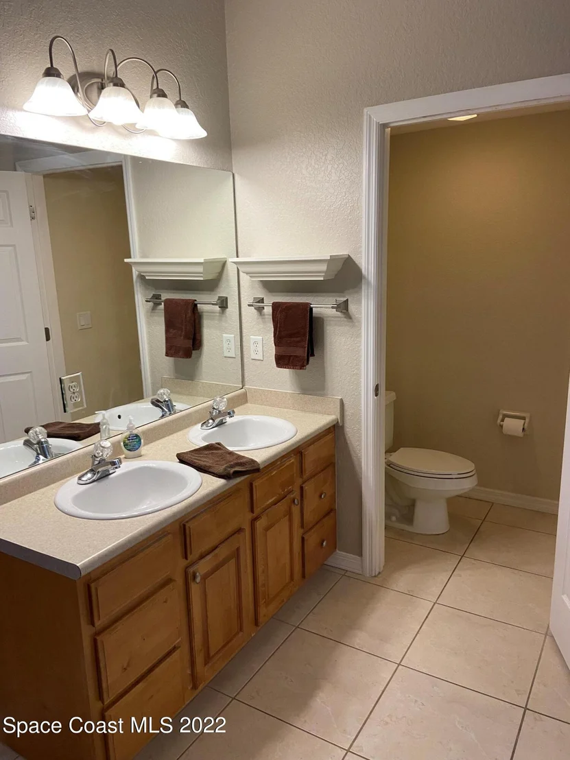 Photo of 2303 Colonial Drive