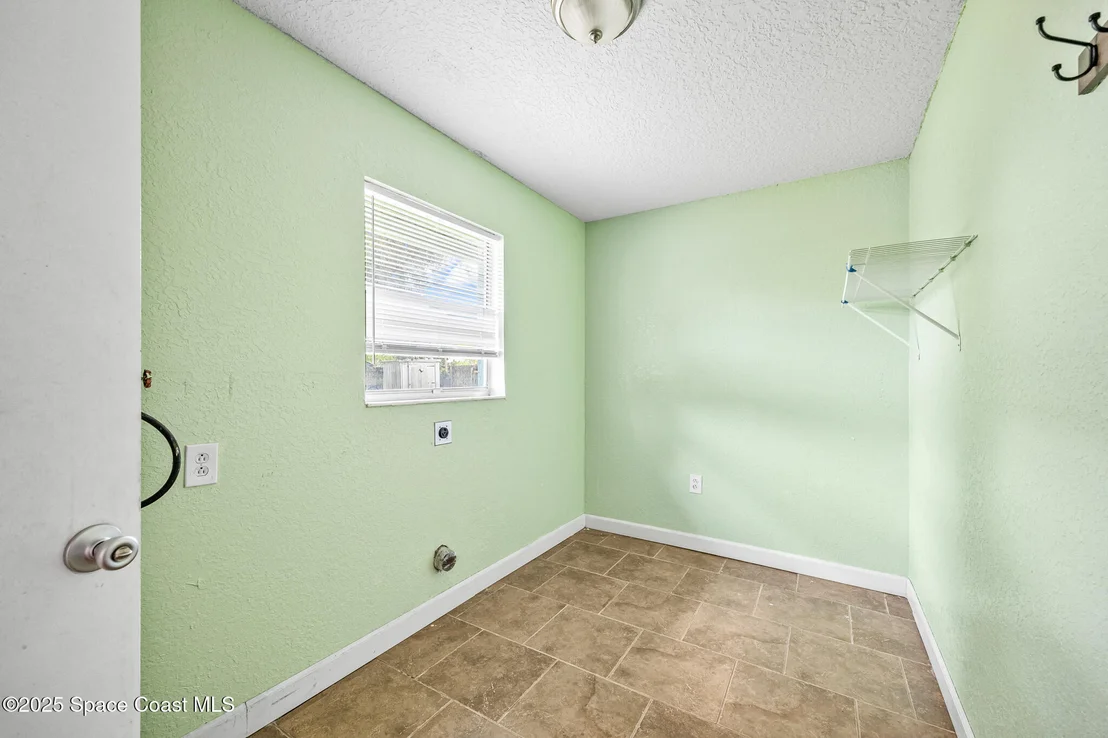 Photo of 872 Bartel Court