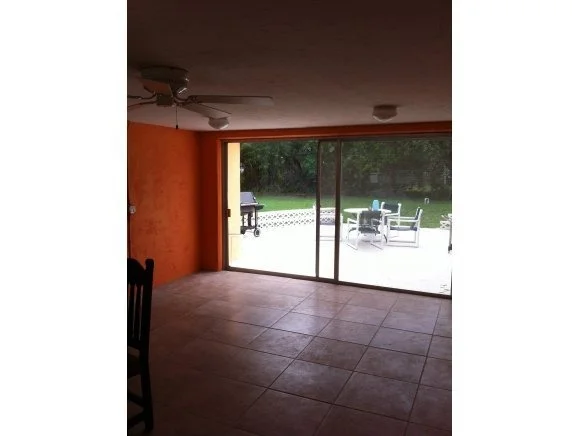 Photo of 2260 Seminole