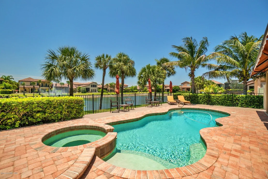 Photo of 698 Monterey Drive