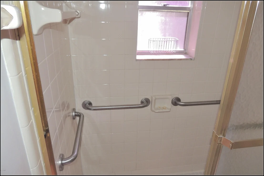 Photo of 6527 Pleasant Avenue