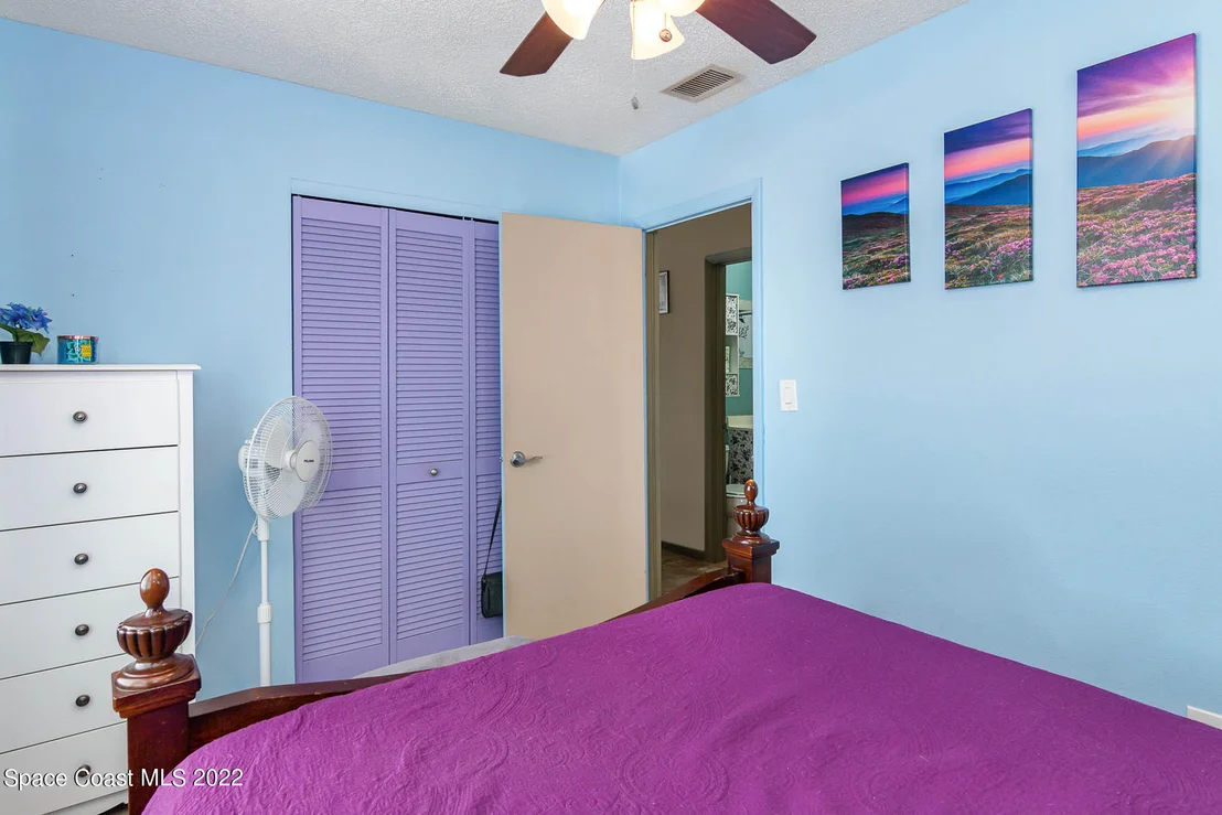 Photo of 3299 Jackson Avenue NE