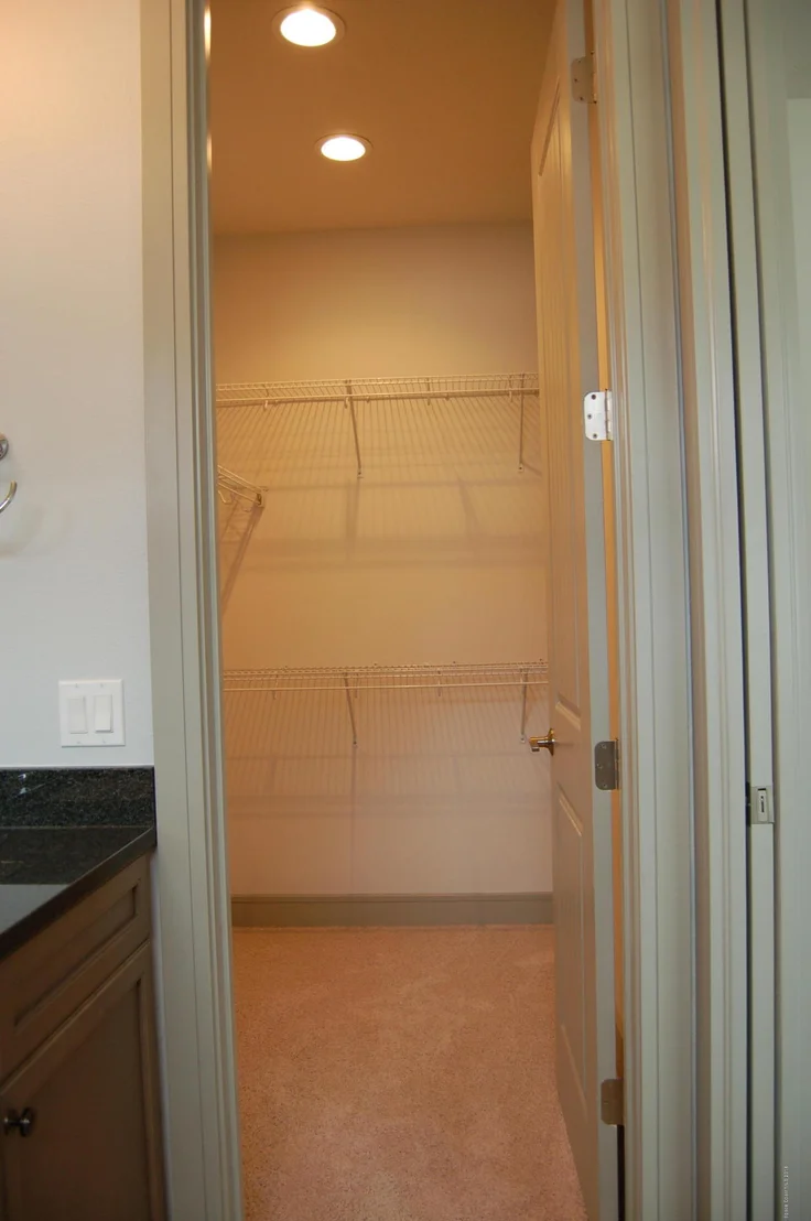 Photo of 2872 Emeldi Lane