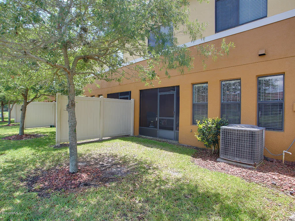 Photo of Unit 102 at 1340 Lara Circle