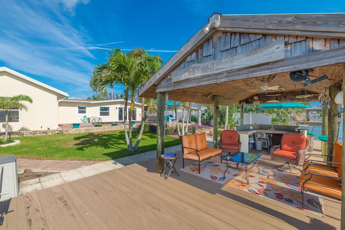 Photo of 423 Angelo Lane