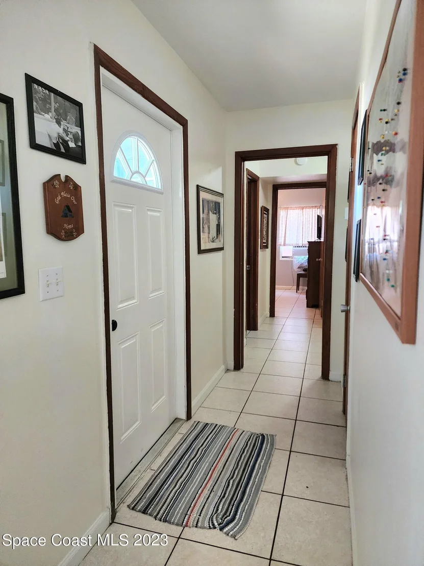 Photo of 1740 Golfview Drive