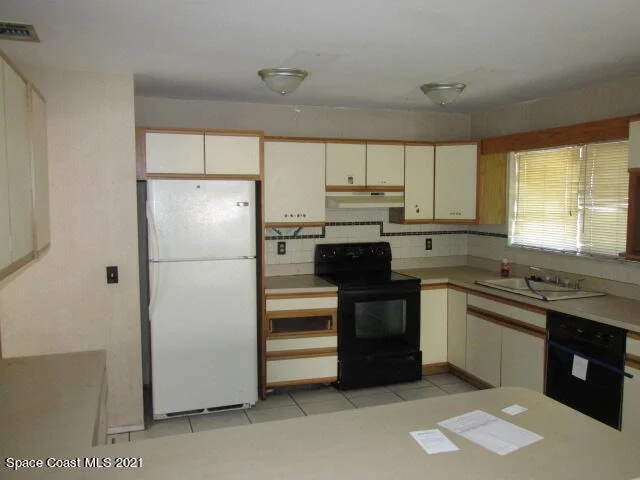 Photo of 1112 Hooper Avenue NE