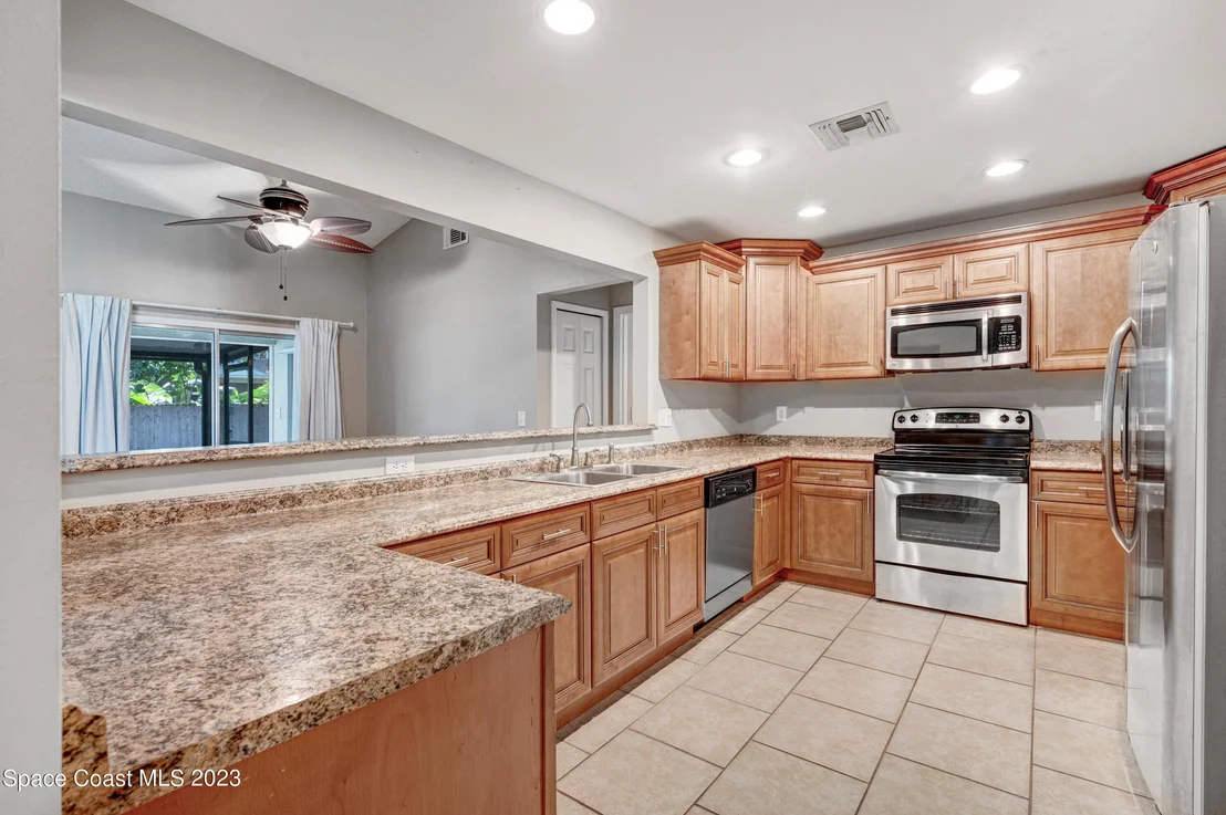 Photo of 810 Pine Valley Court