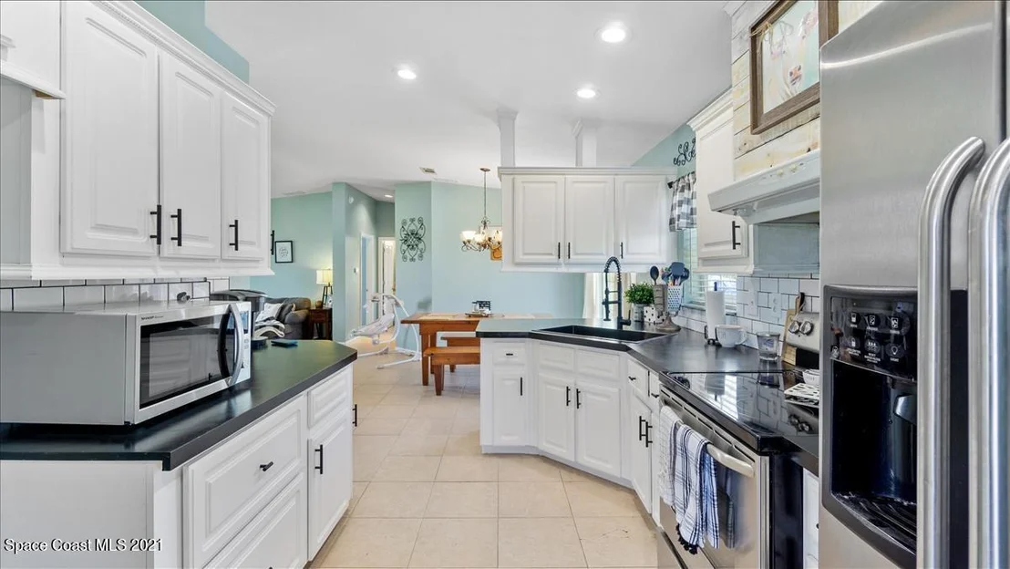 Photo of 3640 Hammock Road