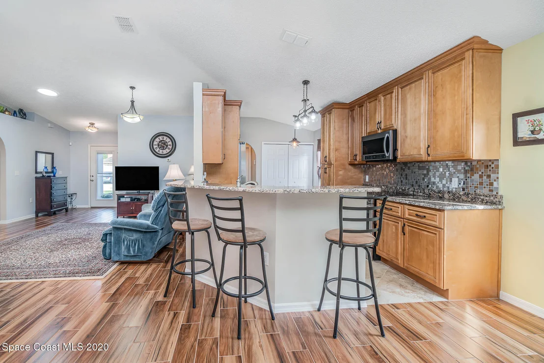 Photo of 2227 Spring Creek Circle NE