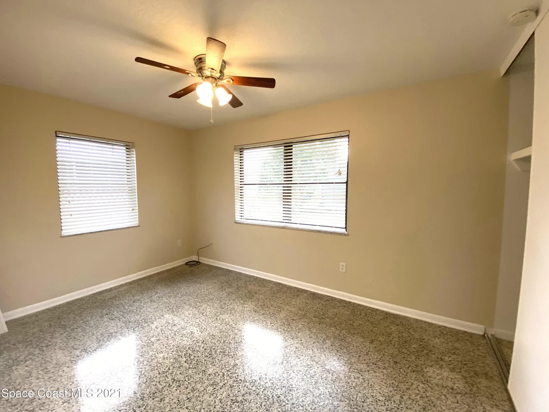 Photo of 1010 Bianca Drive NE