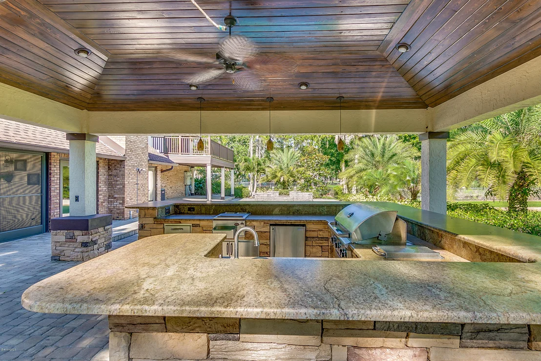 Photo of 4565 Lake Washington Road