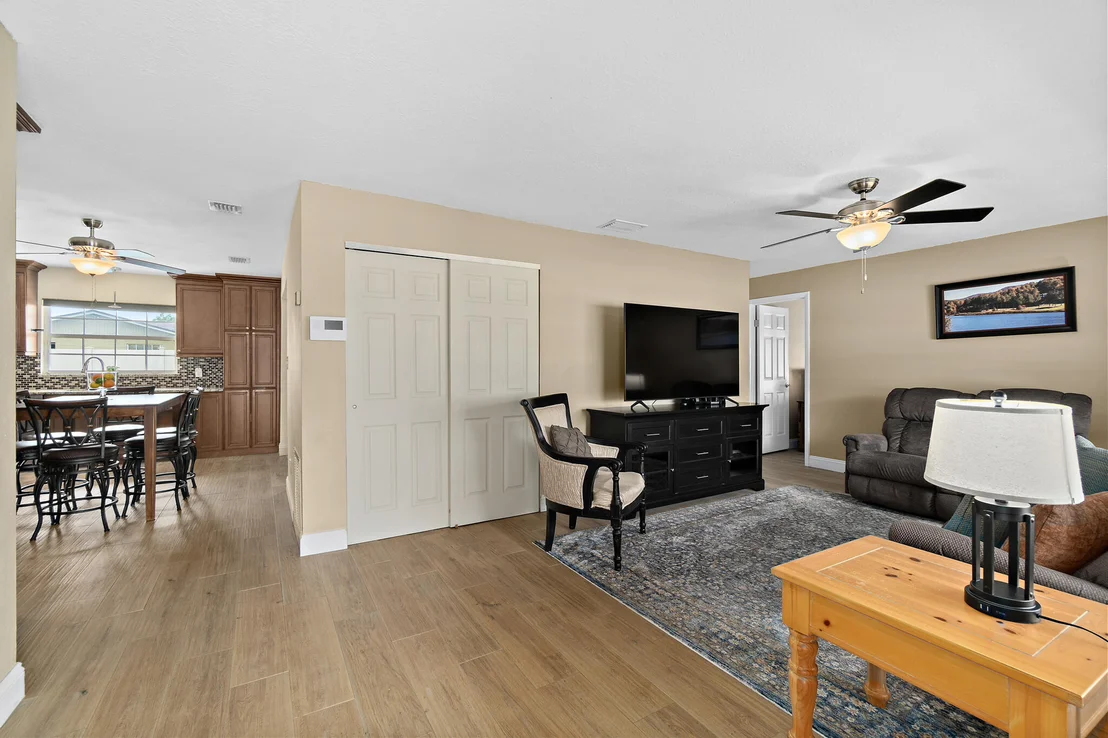 Photo of 969 Bayberry Lane