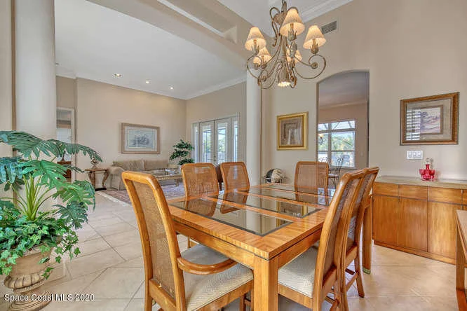 Photo of 821 Peregrine Drive