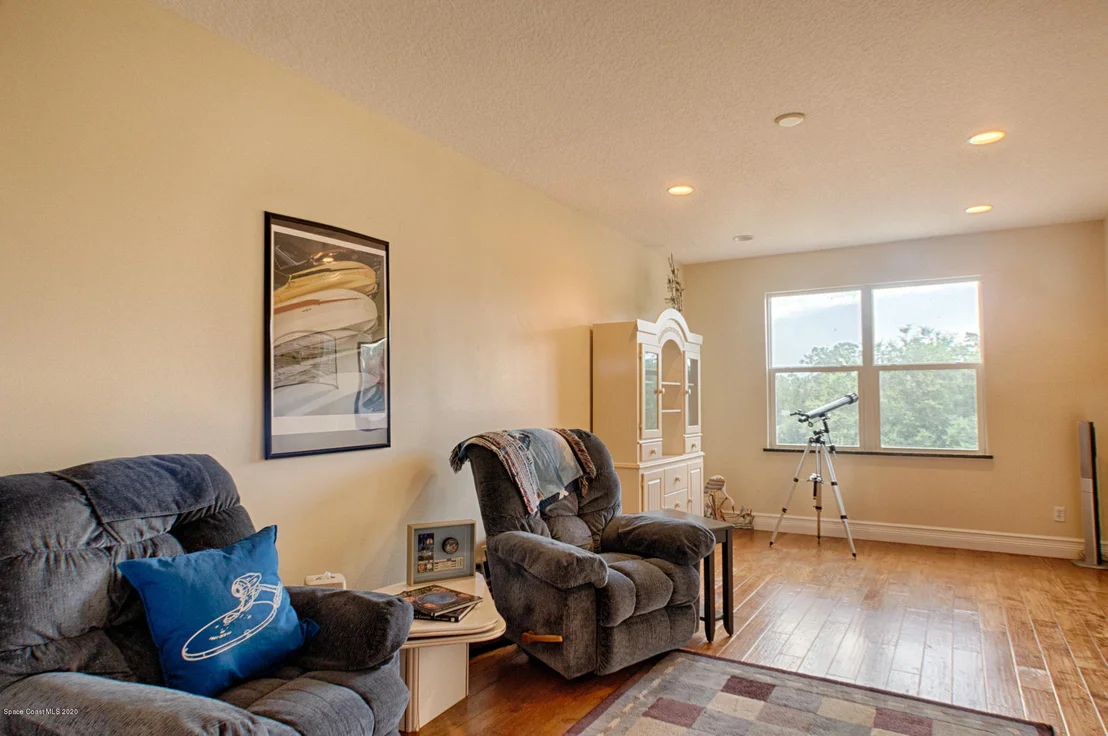 Photo of 5443 The Willows Drive