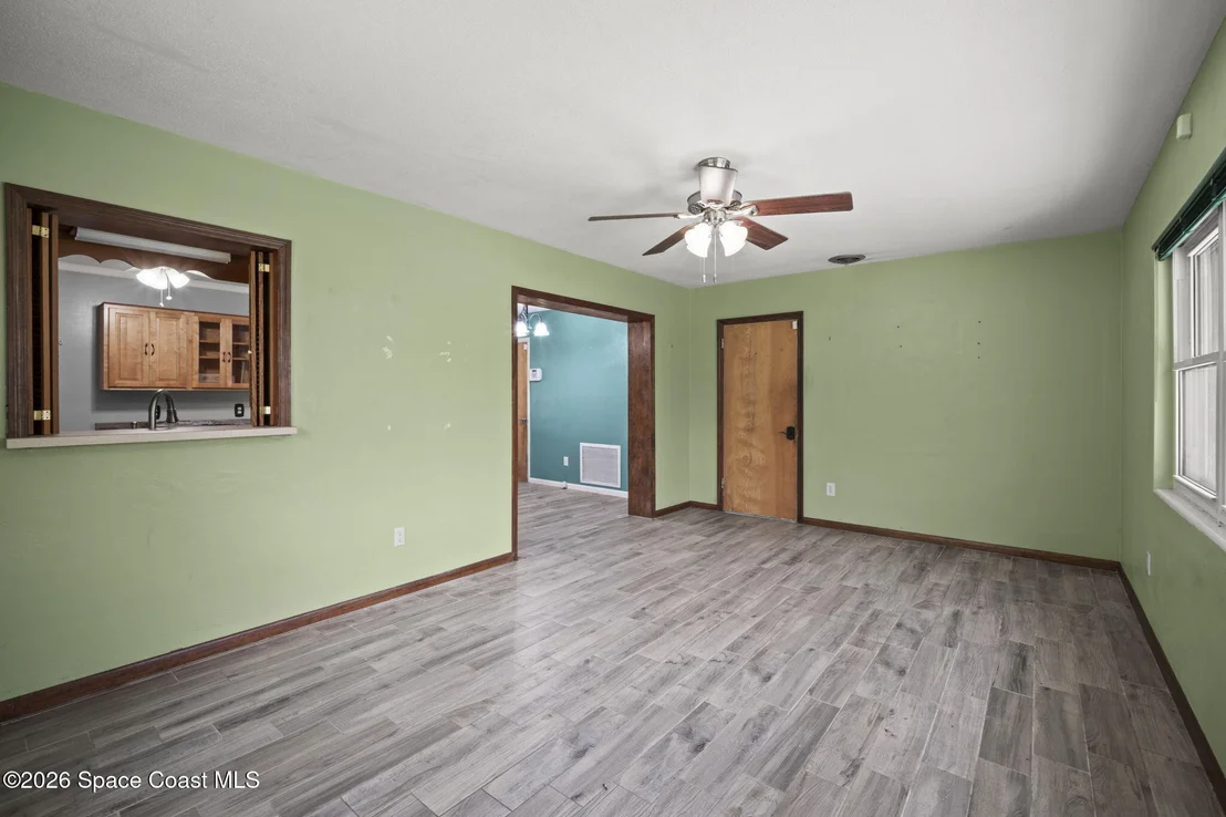 Photo of 2414 Greenway Drive