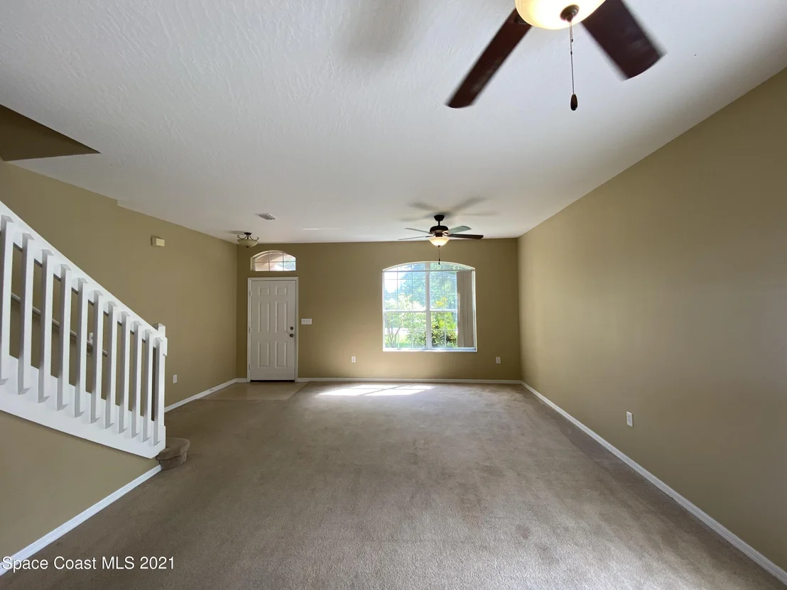 Photo of 300 Cavern Ave Avenue SE