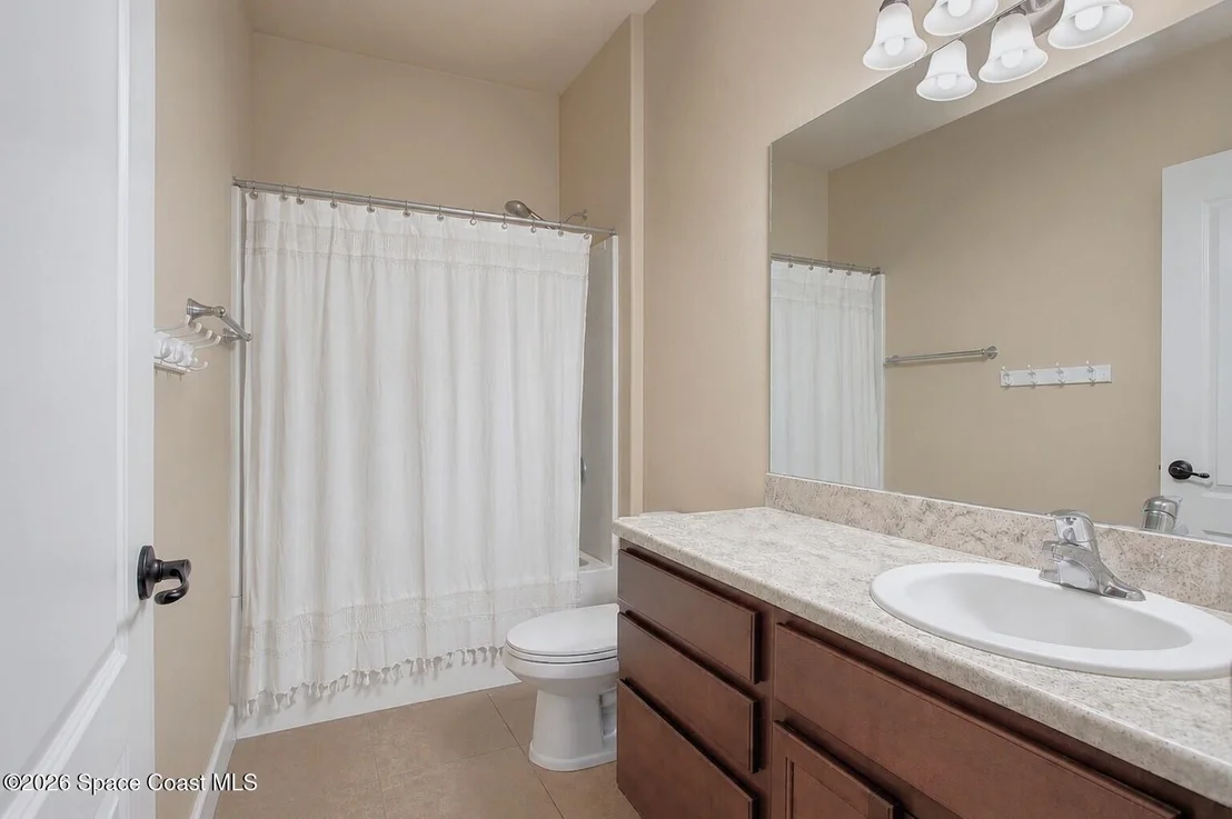 Photo of 1851 Bridgeport Circle