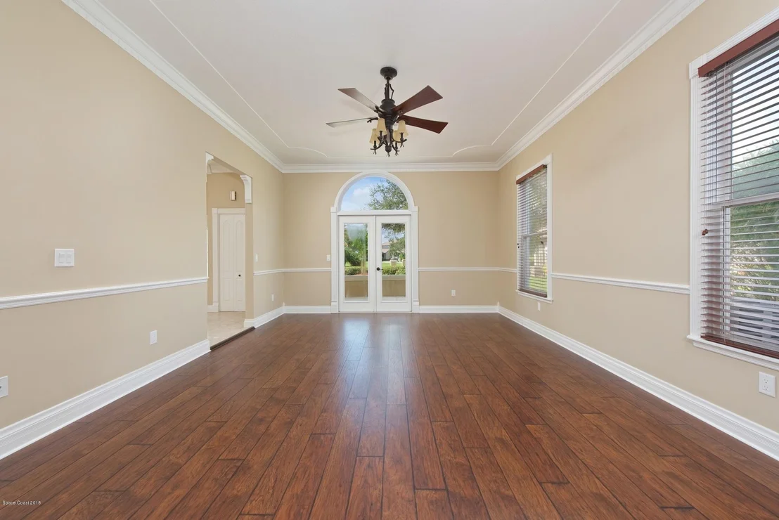 Photo of 545 Lanternback Island Drive