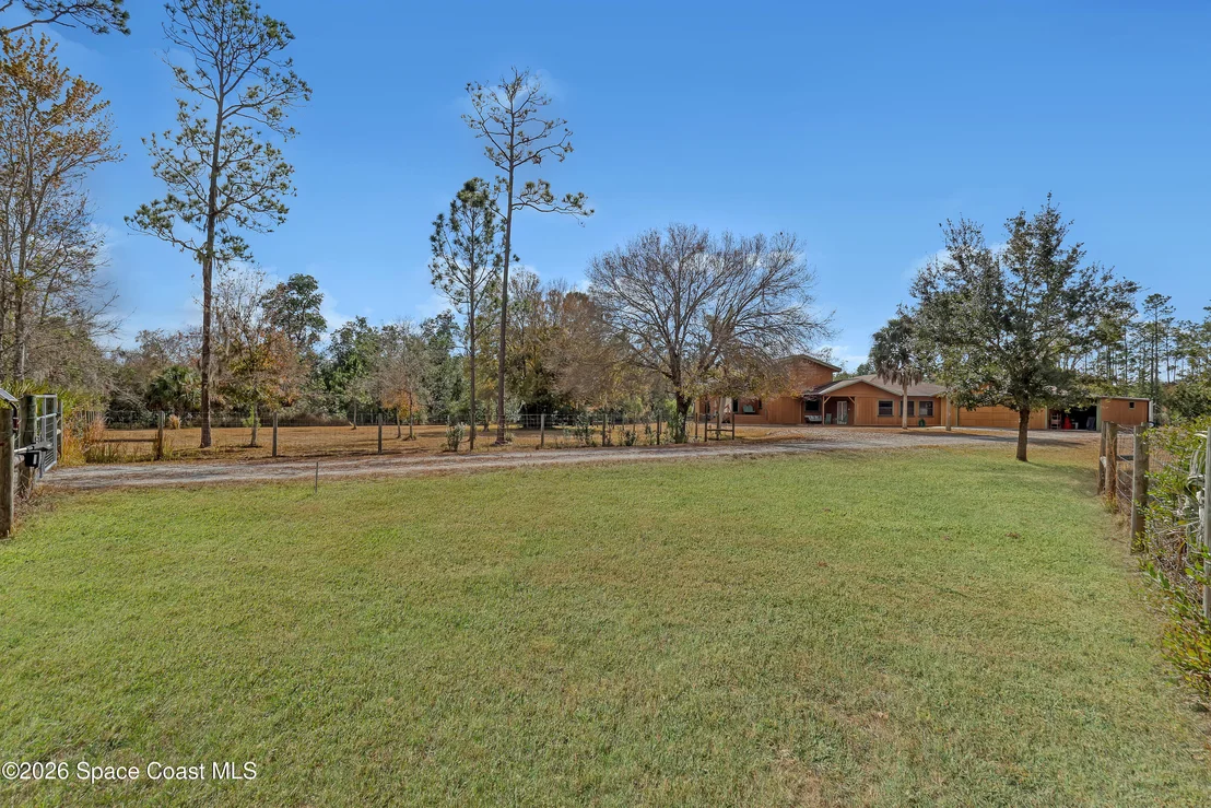 Photo of Unit 91 at 32801 Us Highway 441 Highway N