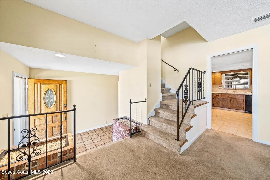 Photo of 211 Mohawk Way