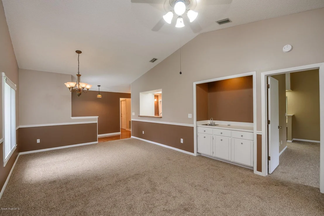 Photo of 386 Myrtlewood Road