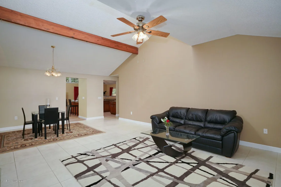 Photo of 2125 Linrose Lane