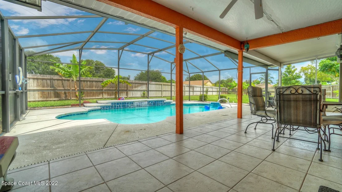 Photo of 1027 Jacaranda Circle