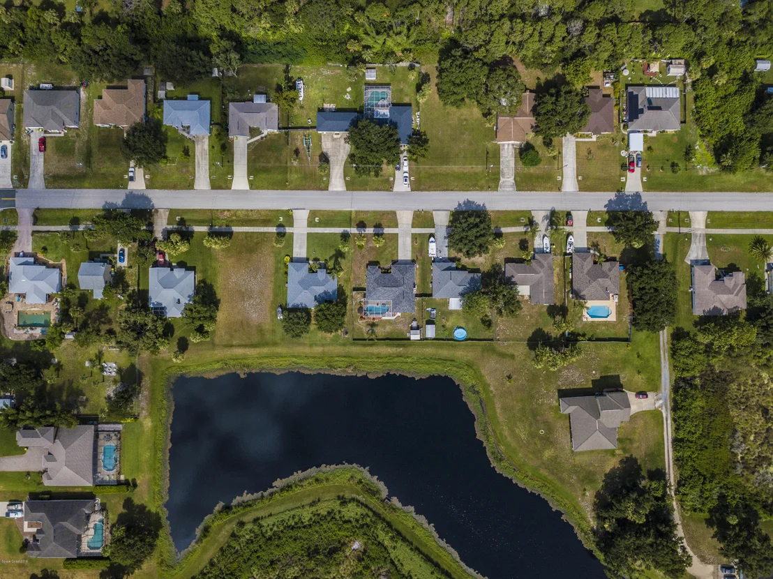Photo of 6281 Golfview Avenue