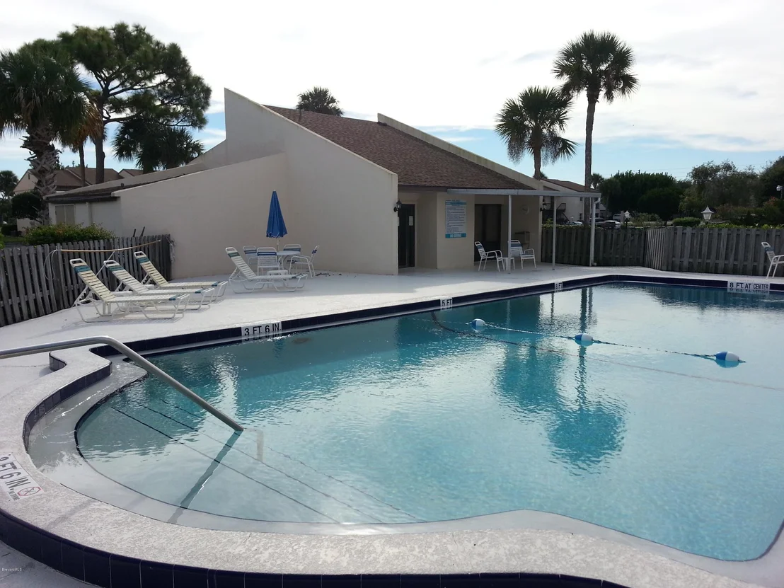 Photo of Unit 5 at 2475 Eagle Drive