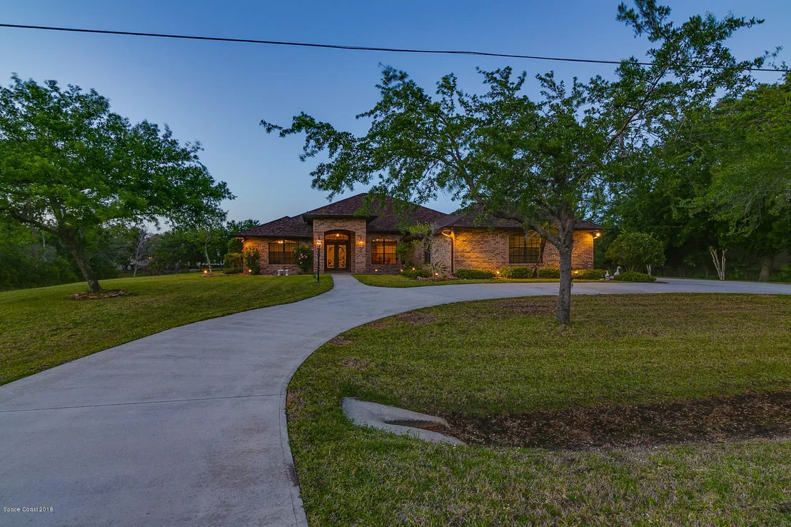 Photo of 4322 Ligustrum Drive