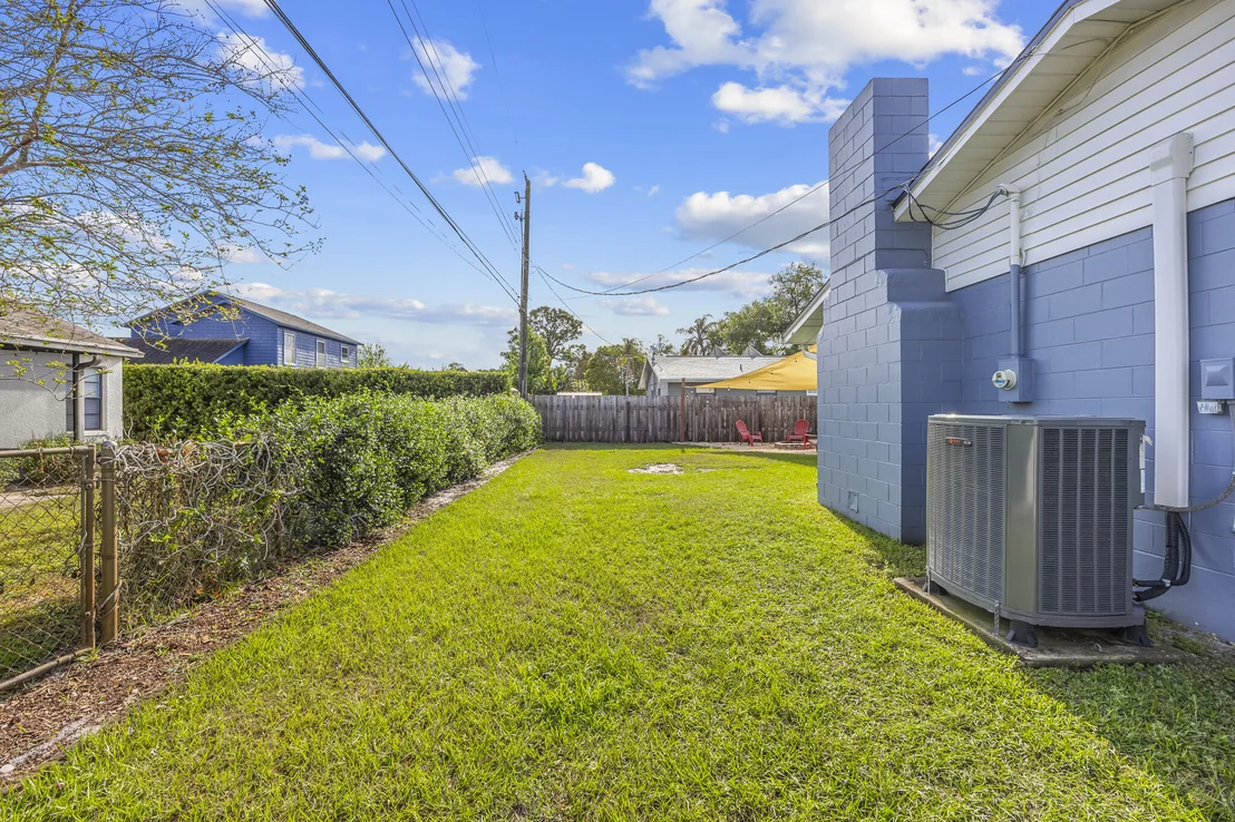 Photo of 864 Kings Post Road